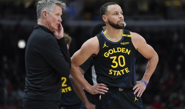 开云登录入口地址-科尔：库里很沮丧 他现在在做投篮训练&amp;状态还达不到参加训练程度