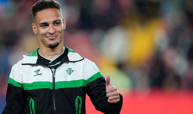 开云电子-本赛季34场11球9助攻，安东尼德转身价涨至4000万欧，贝蒂斯最高