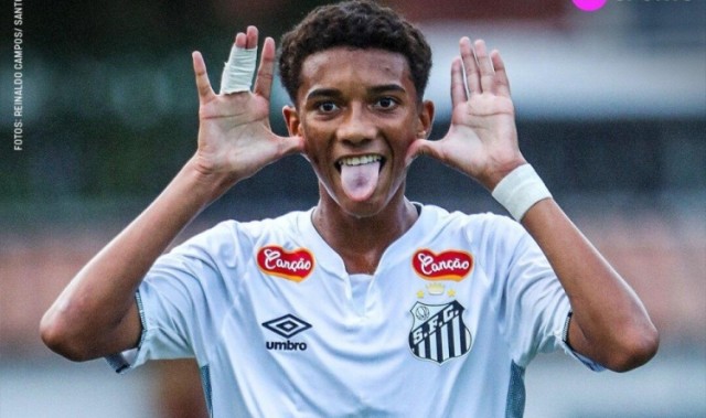 邮报：利物浦已多次考察罗比尼奥之子小罗布森，切尔西也在关注他